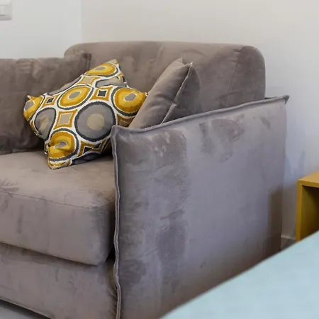 Navigli - Zona Tortona アパート ミラノ