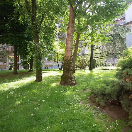 Navigli - Zona Tortona アパート *