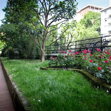 Navigli - Zona Tortona アパート